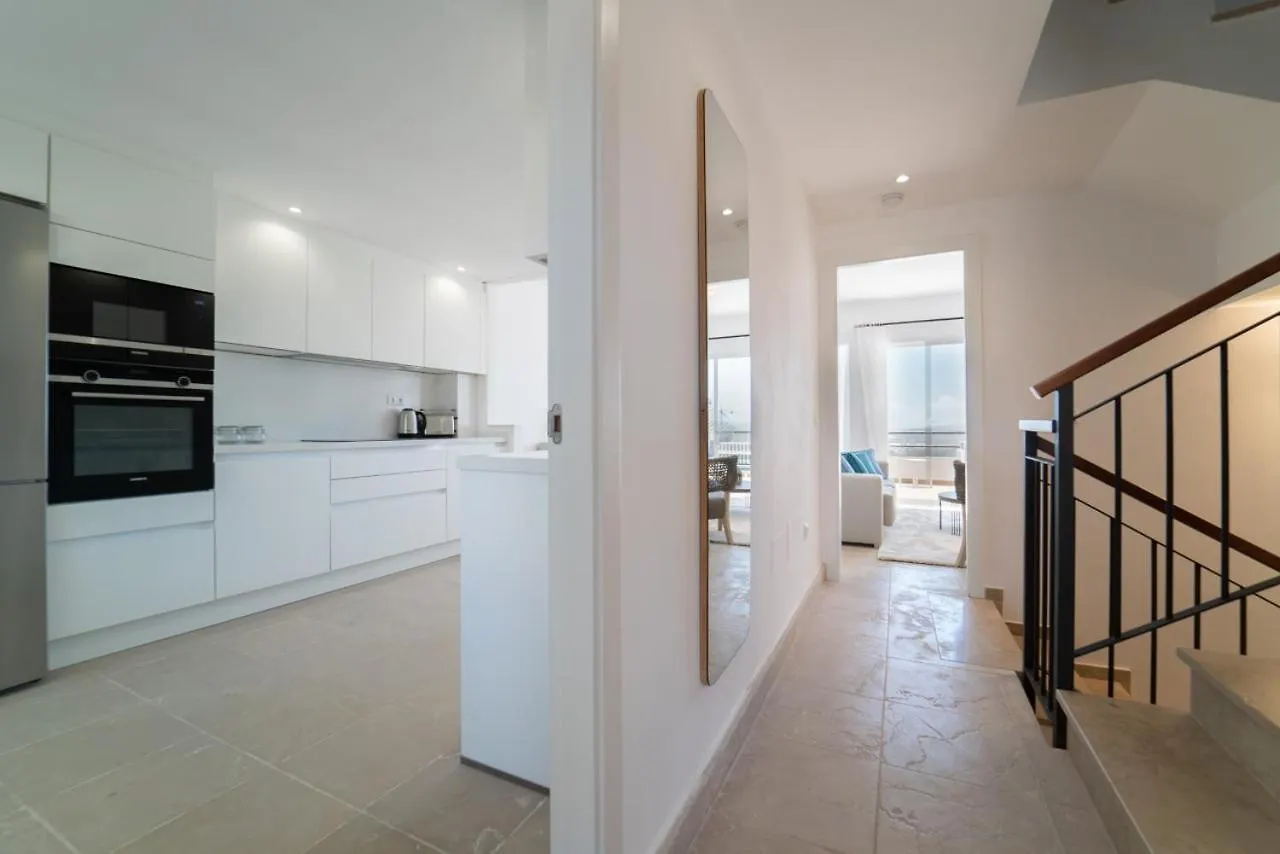 Manilva Townhouse With Spectacular Views Of Gibraltar Villa