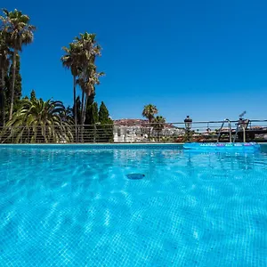 Rosa Luxury Private Large To Rent Villa